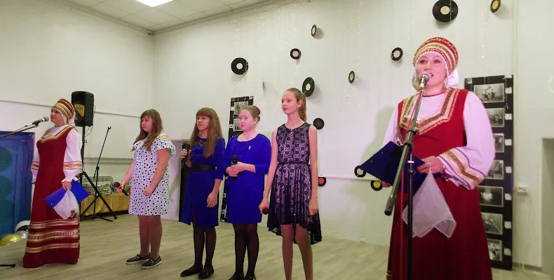 «Листая времени страницы»